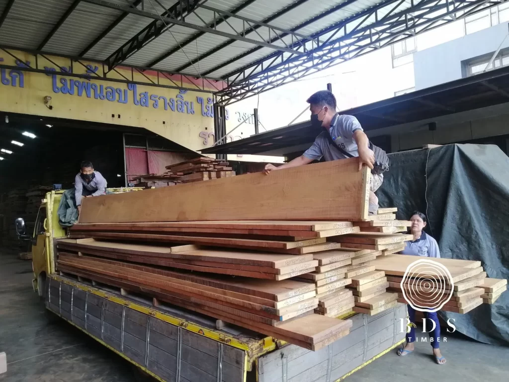 พื้นไม้แดง 1.5 x 10
